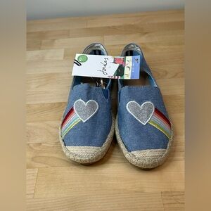 Joules Shelbury Espadrille Kids Size 4 Denim Rainbow Heart Slip On Shoes NWT